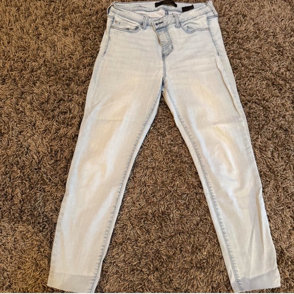 Liverpool Skinny Ankle light wash Jeans - Picture 1 of 4